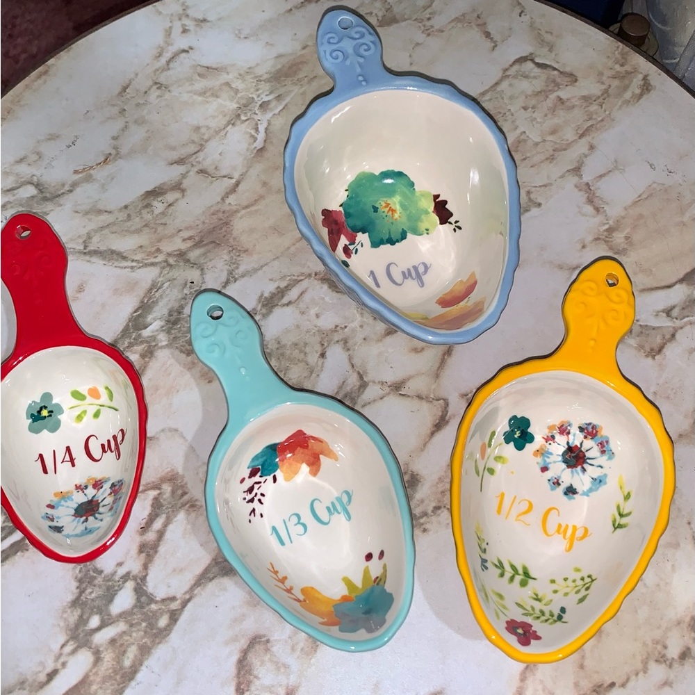 Pioneer Woman Ceramic Measuring Scoop Set